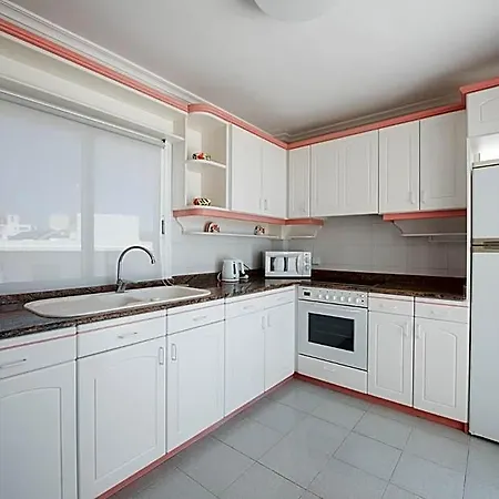 Es Canyer Готель 4*